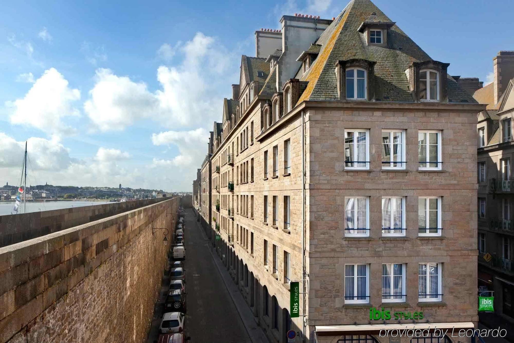 Ibis Styles Saint Malo Centre Historique Hotel Exterior foto